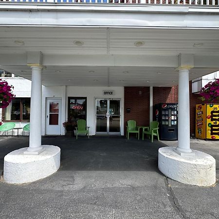 O'Sullivan'S Motel Lake George Exteriör bild