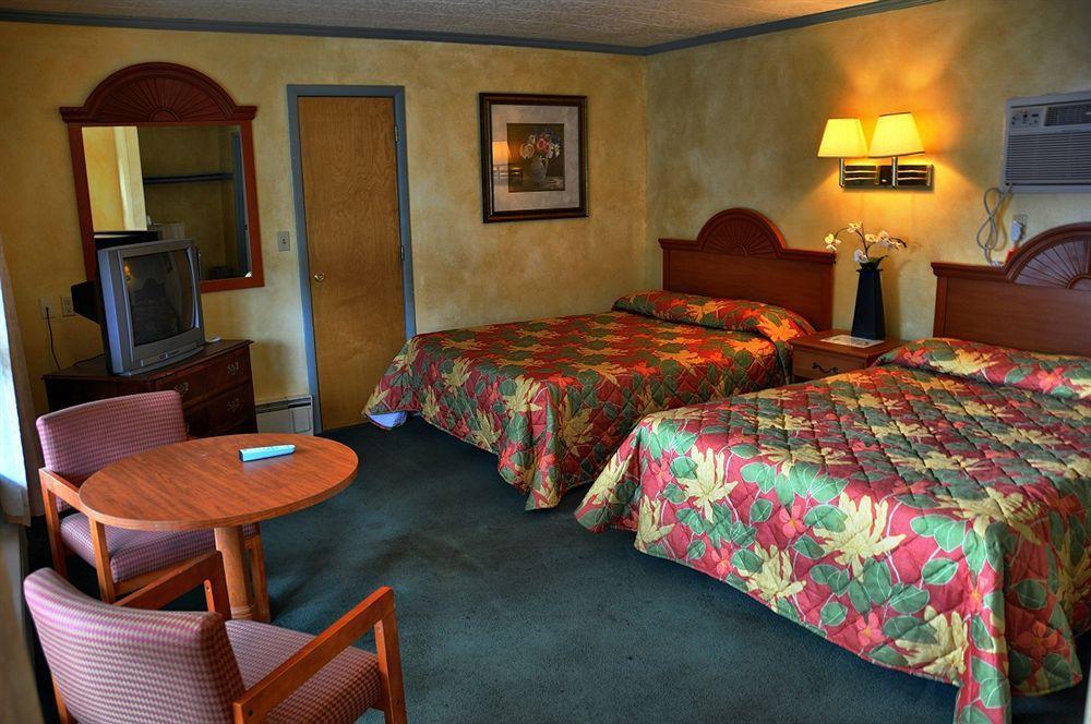 O'Sullivan'S Motel Lake George Exteriör bild